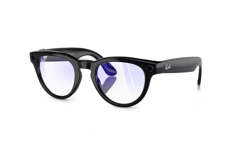 Ray-Ban Meta Wayfarer AI Glasses